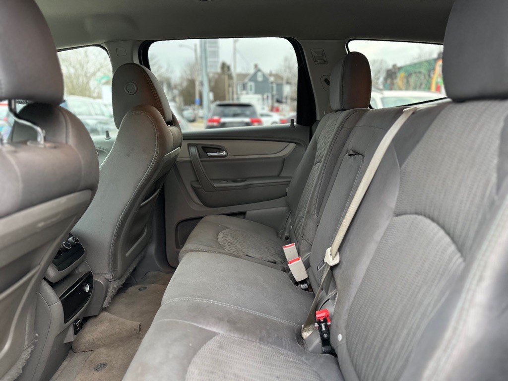 2016 Chevrolet Traverse Image 8