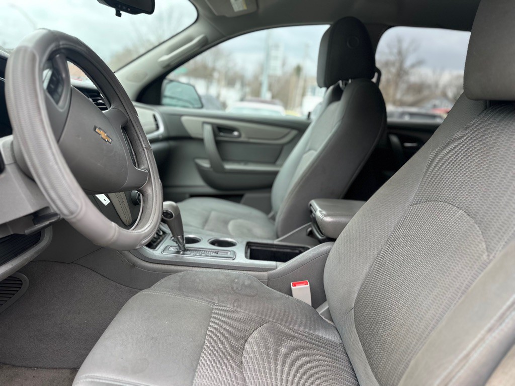 2017 Chevrolet Traverse Image 6