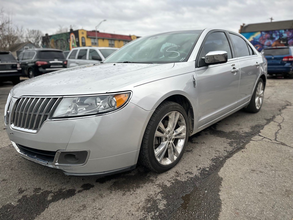 2011 Lincoln MKZ Image 3