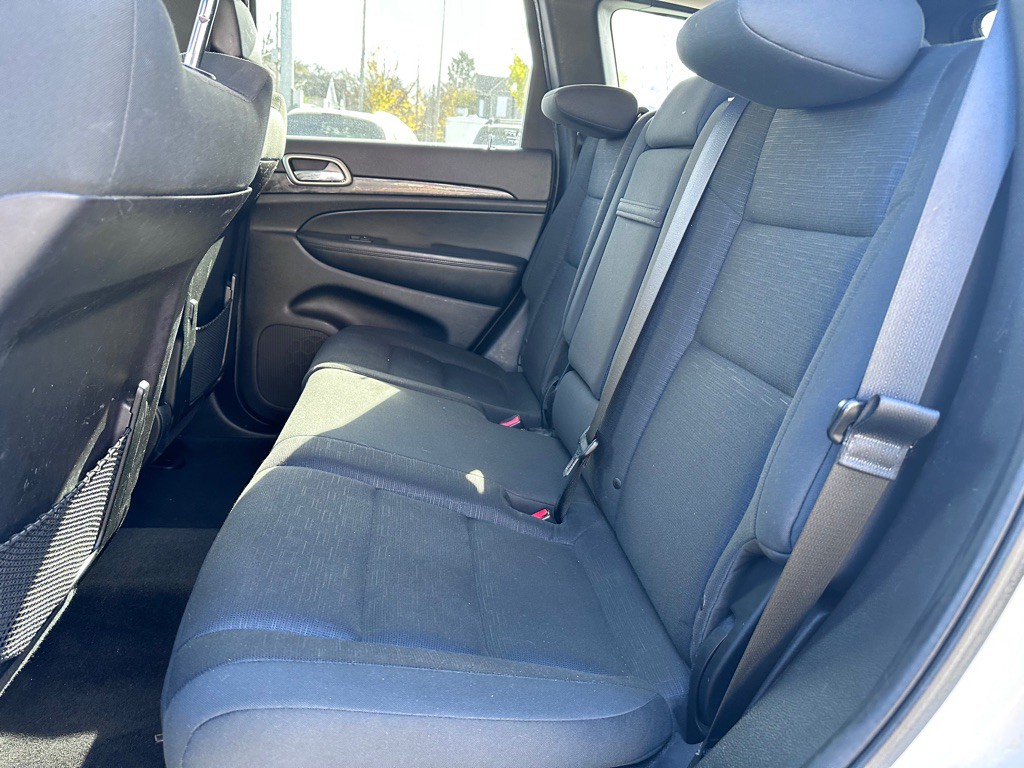 2012 Jeep Grand Cherokee Image 8