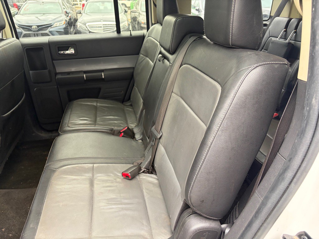 2015 Ford Flex Image 9