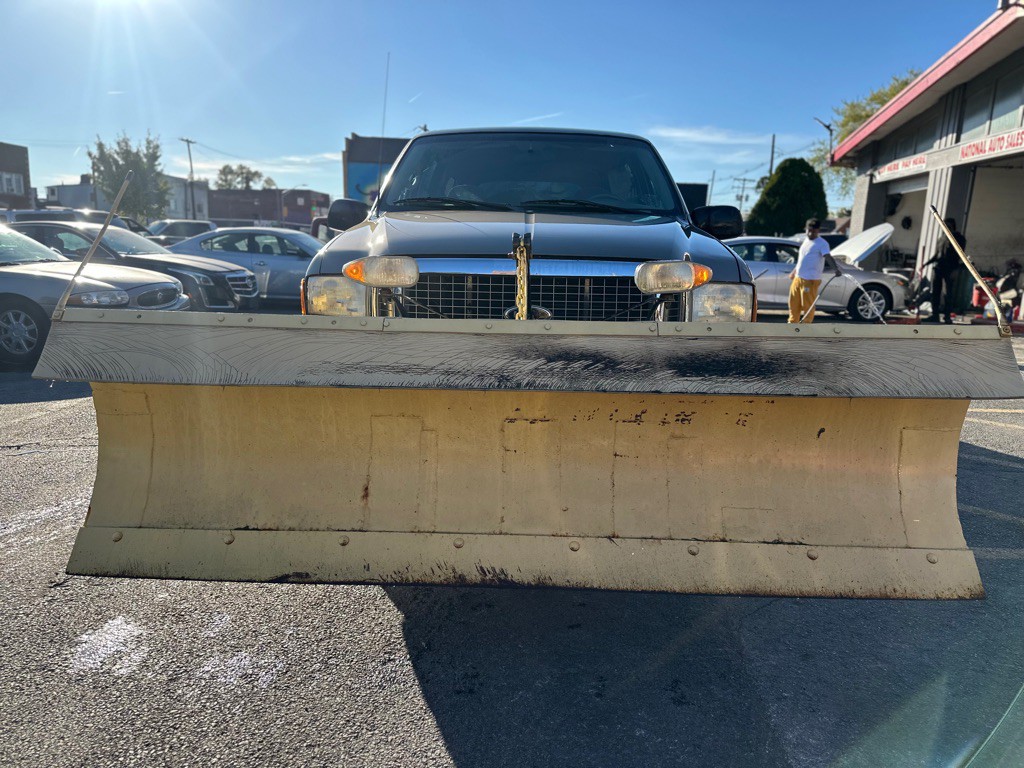 2000 Ford Excursion Image 2