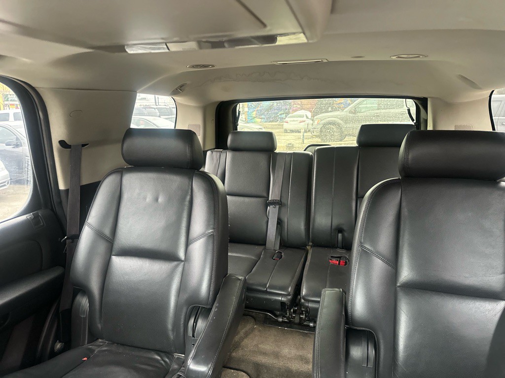 2010 Chevrolet Tahoe Image 7