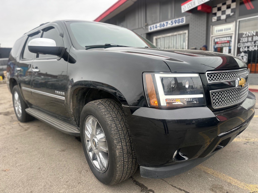 2010 Chevrolet Tahoe Image 1