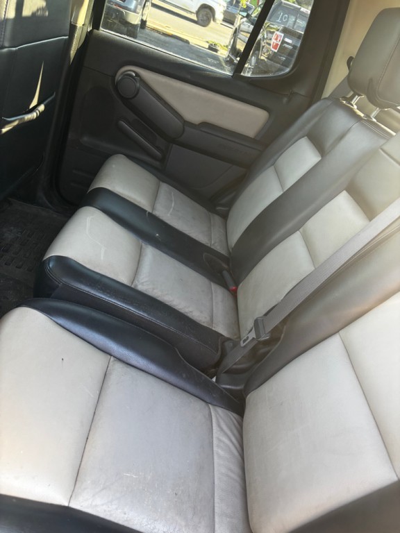 2007 Ford Explorer Image 20