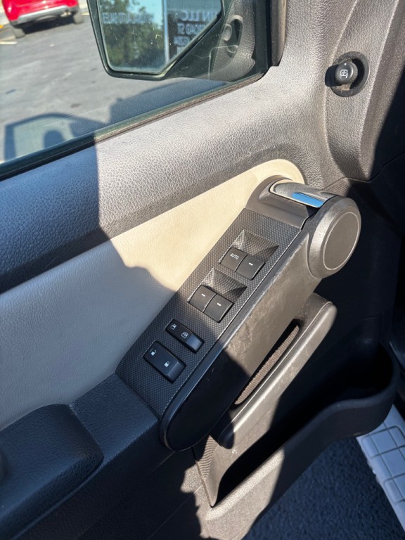 2007 Ford Explorer Image 21