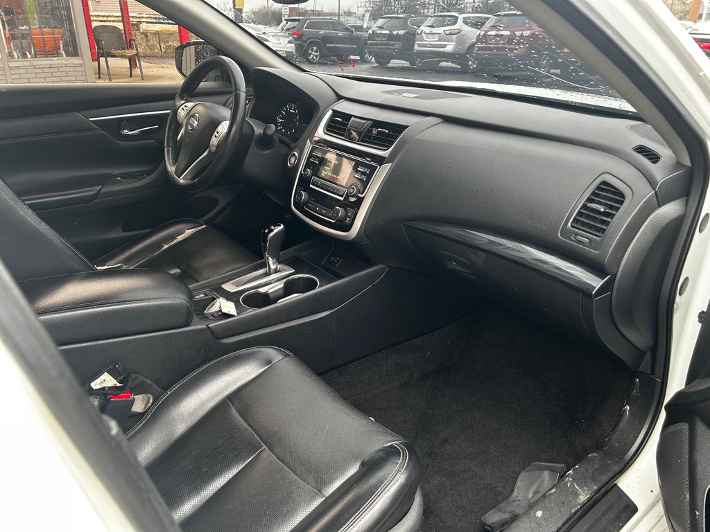 2018 Nissan Altima Image 5