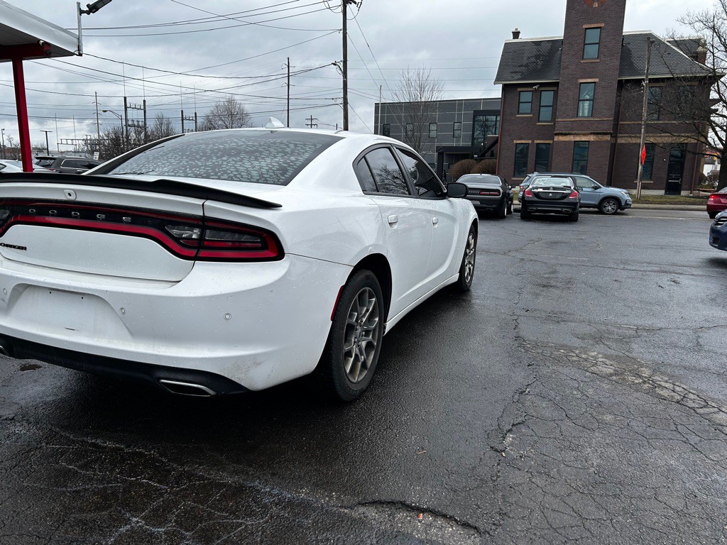 2017 Dodge Charger Image 4