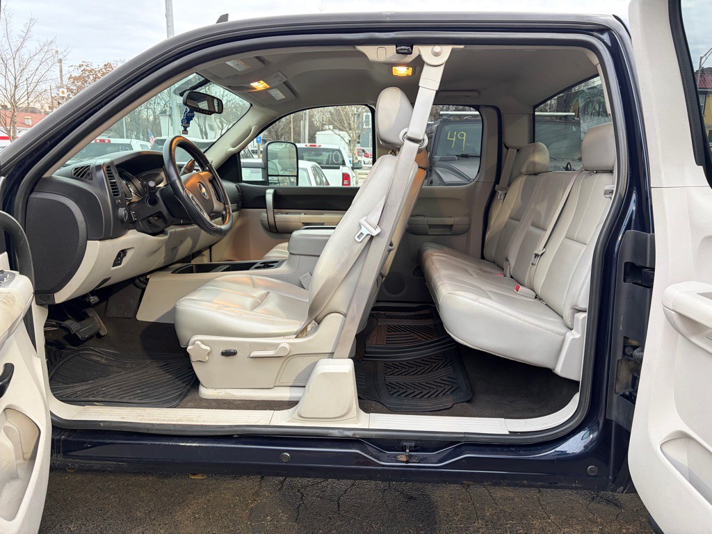 2007 Chevrolet Silverado 1500 Image 11
