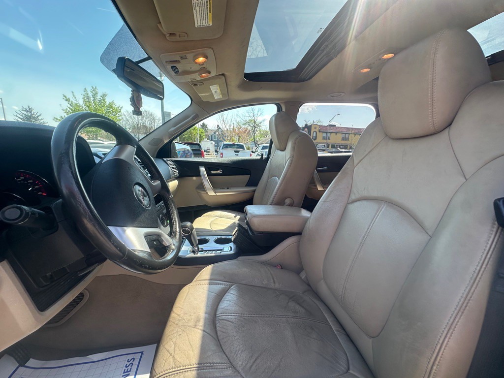 2012 GMC Acadia Image 7