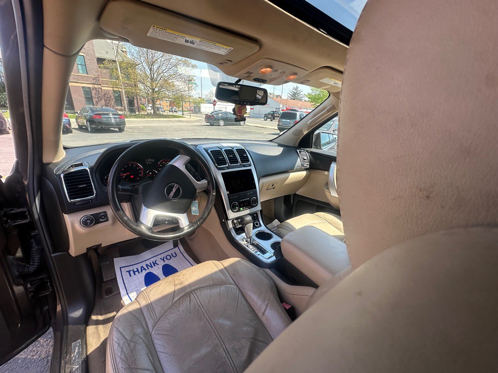 2012 GMC Acadia Image 10