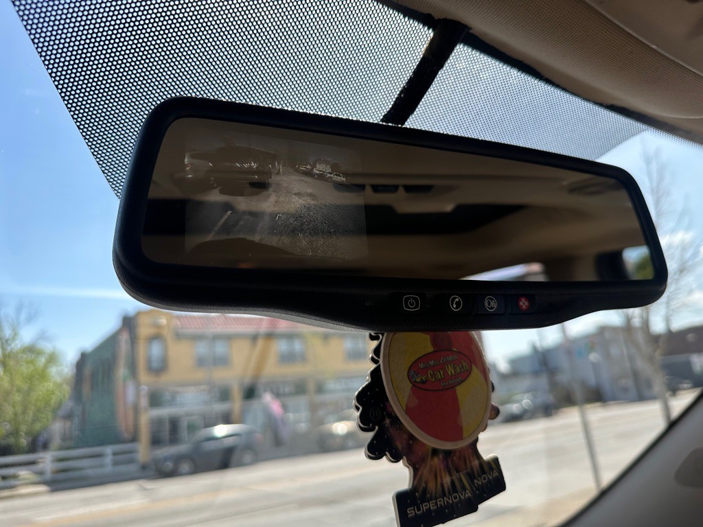 2012 GMC Acadia Image 11