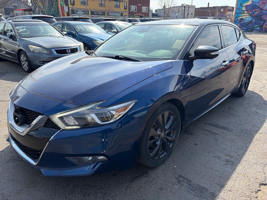 2017 Nissan Maxima Image 2