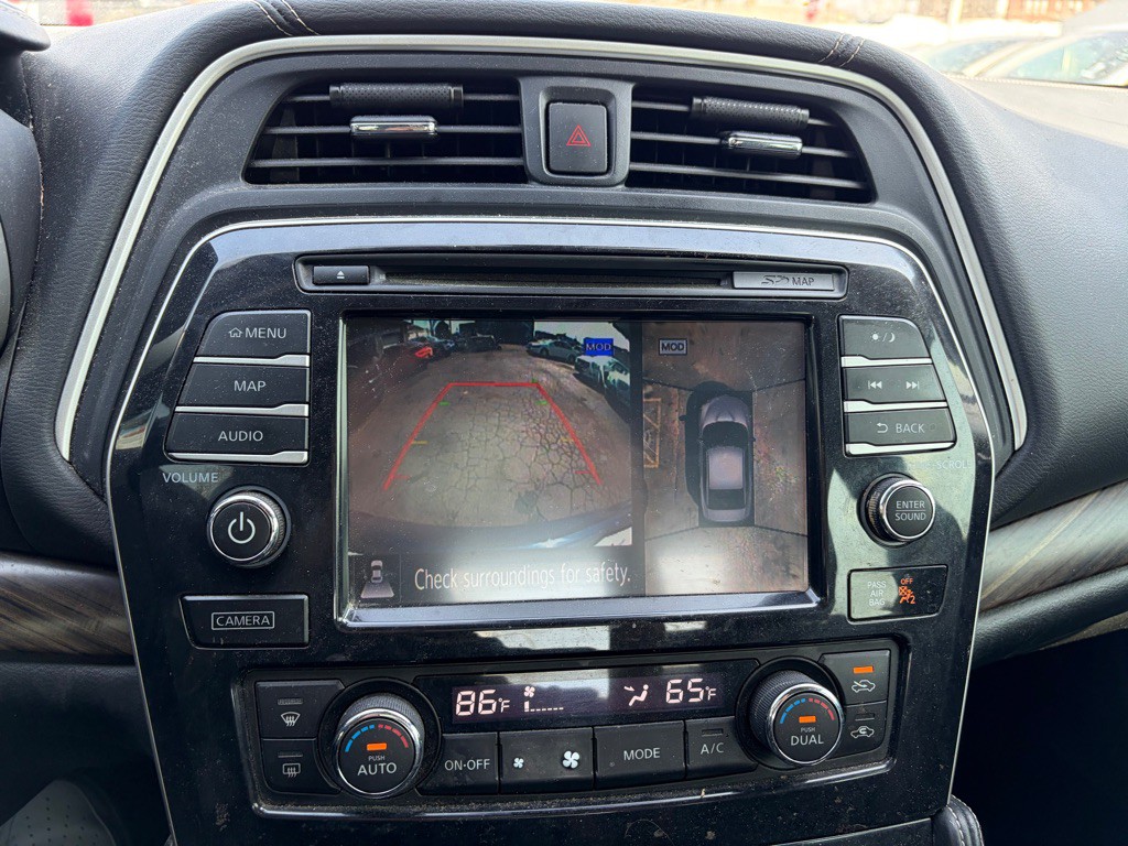 2017 Nissan Maxima Image 7