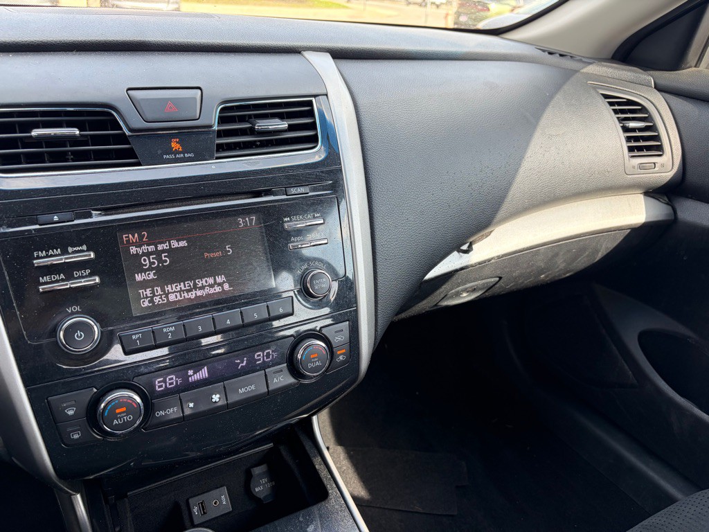 2014 Nissan Altima Image 7
