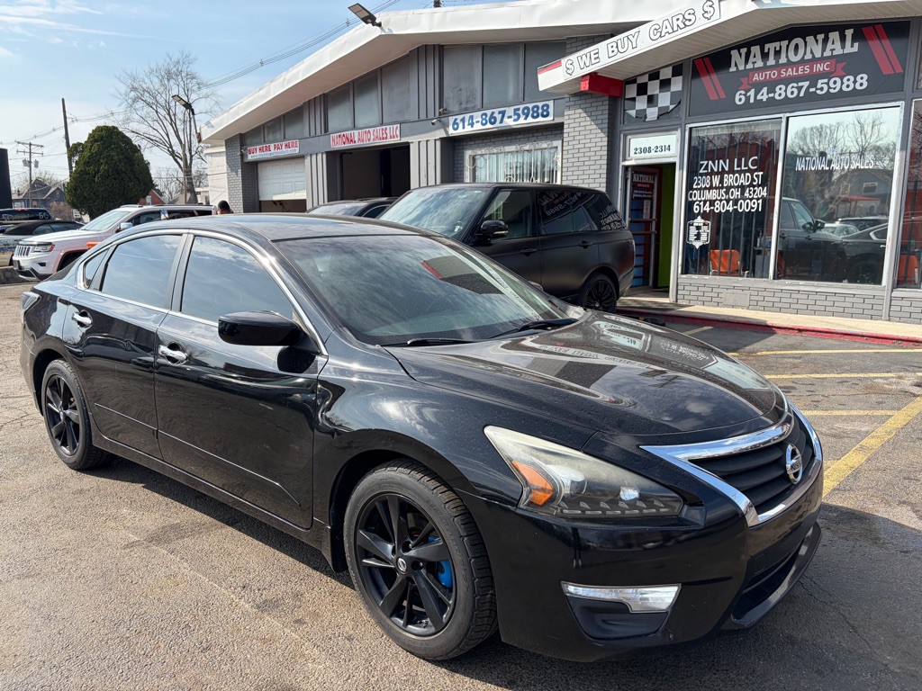 2014 Nissan Altima Image 1