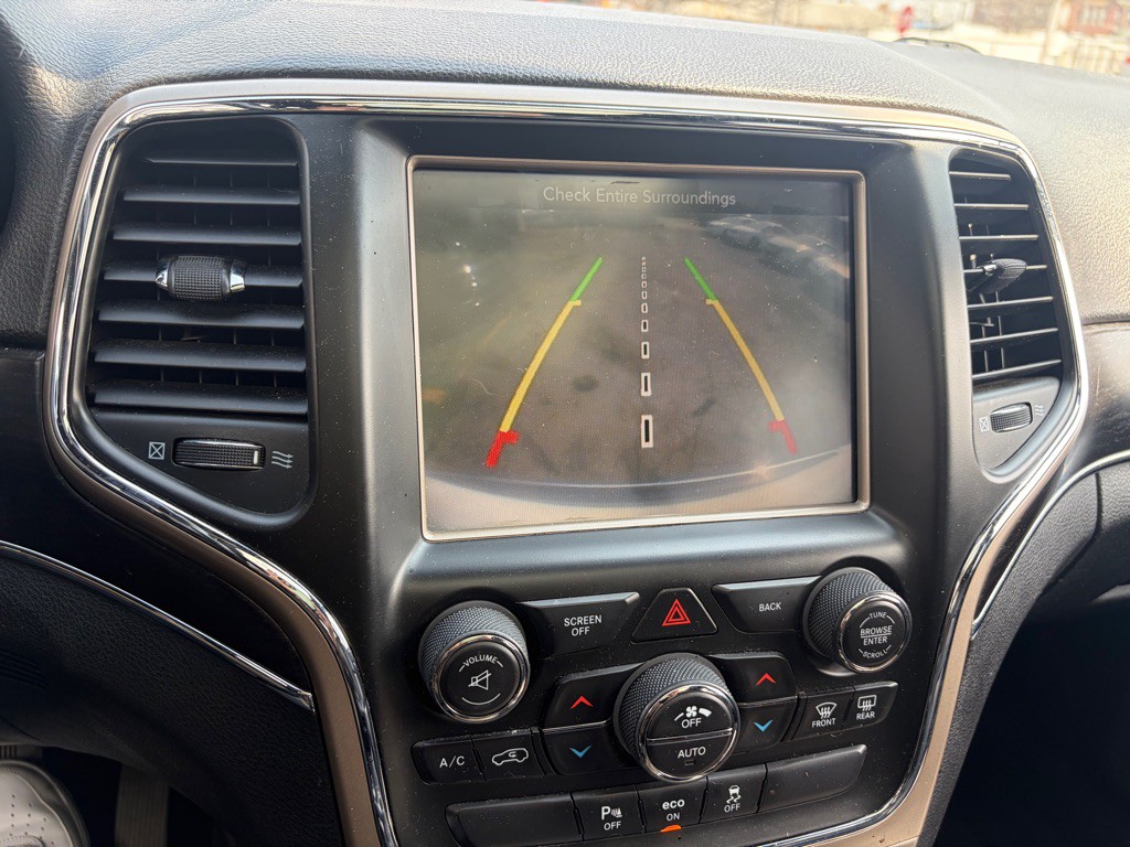 2014 Jeep Grand Cherokee Image 8