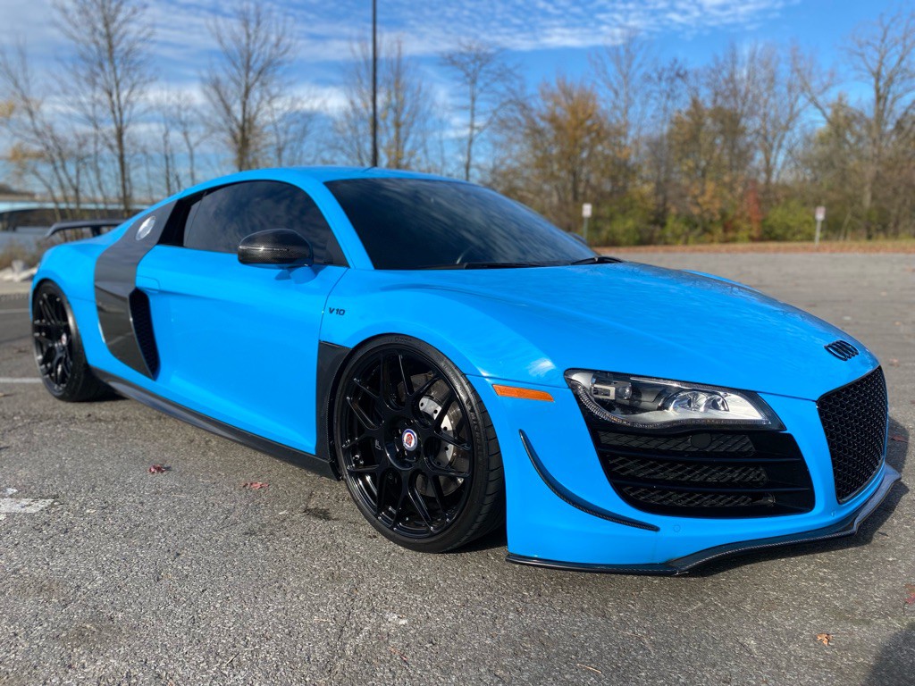 2012 Audi R8 Image 2