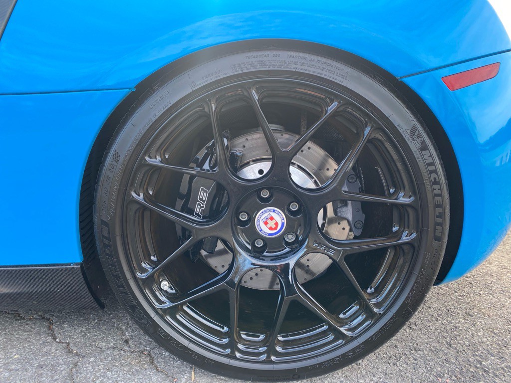 2012 Audi R8 Image 12