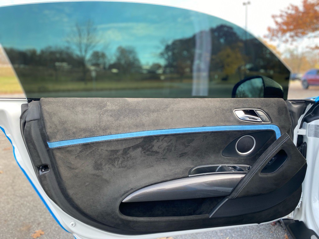 2012 Audi R8 Image 15