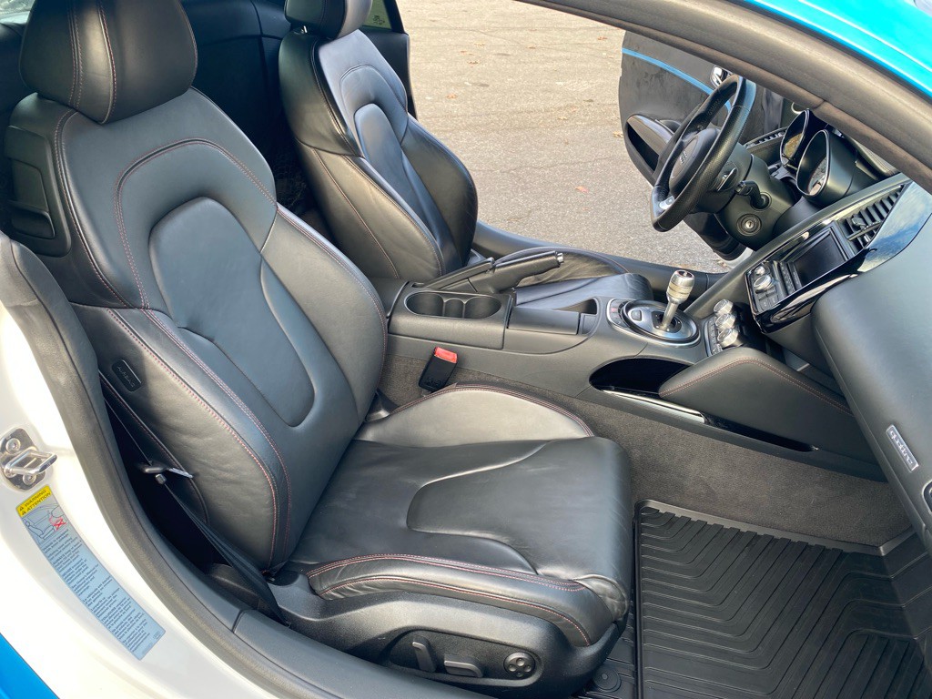 2012 Audi R8 Image 18