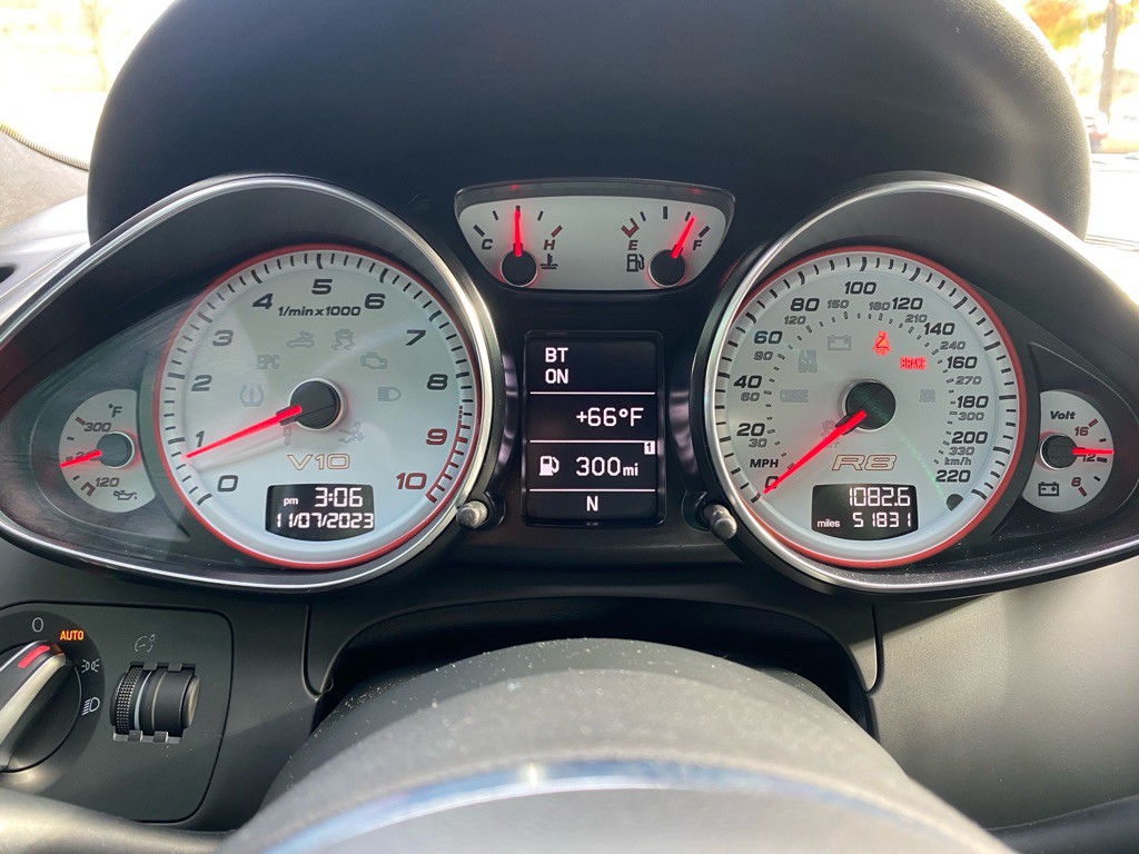 2012 Audi R8 Image 21