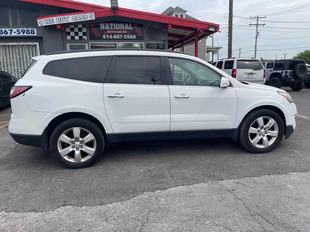 2016 Chevrolet Traverse Image 8