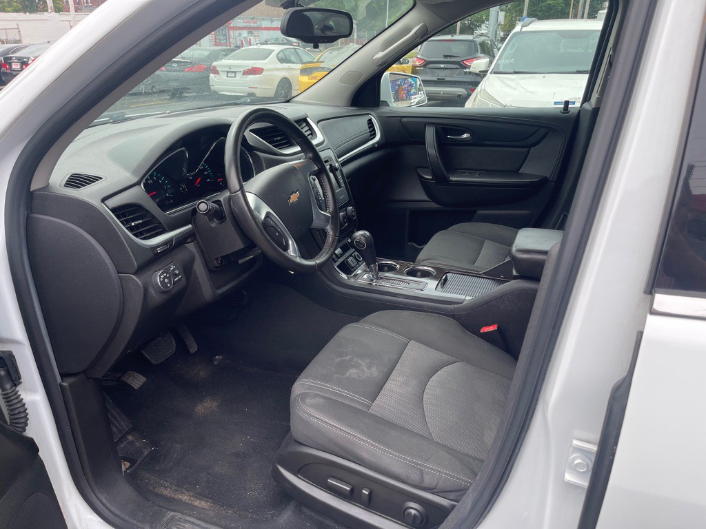 2016 Chevrolet Traverse Image 11