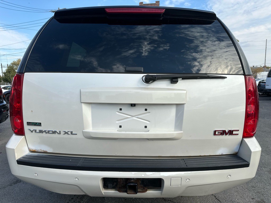 2011 GMC Yukon Image 5