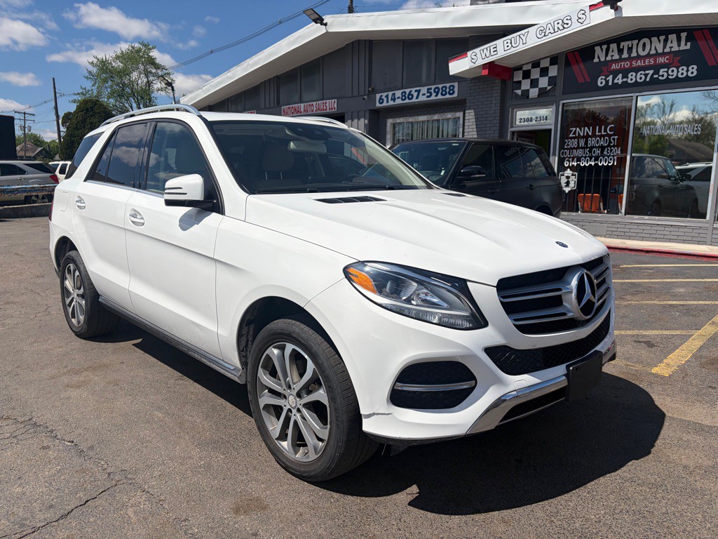 2016 Mercedes-Benz GLE-Class Image 1