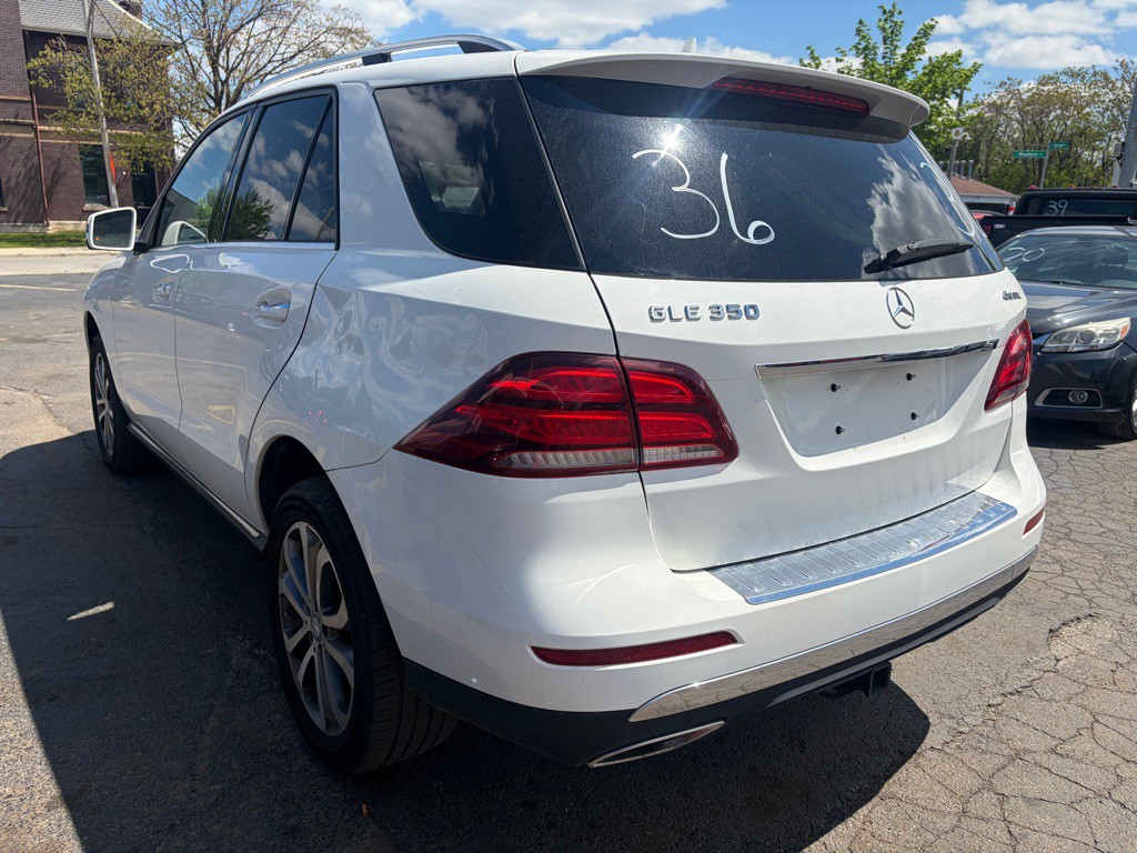 2016 Mercedes-Benz GLE-Class Image 3