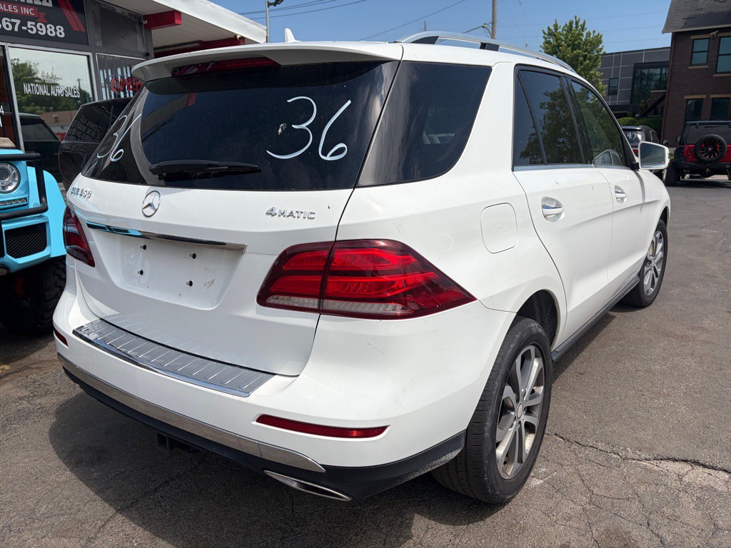 2016 Mercedes-Benz GLE-Class Image 15