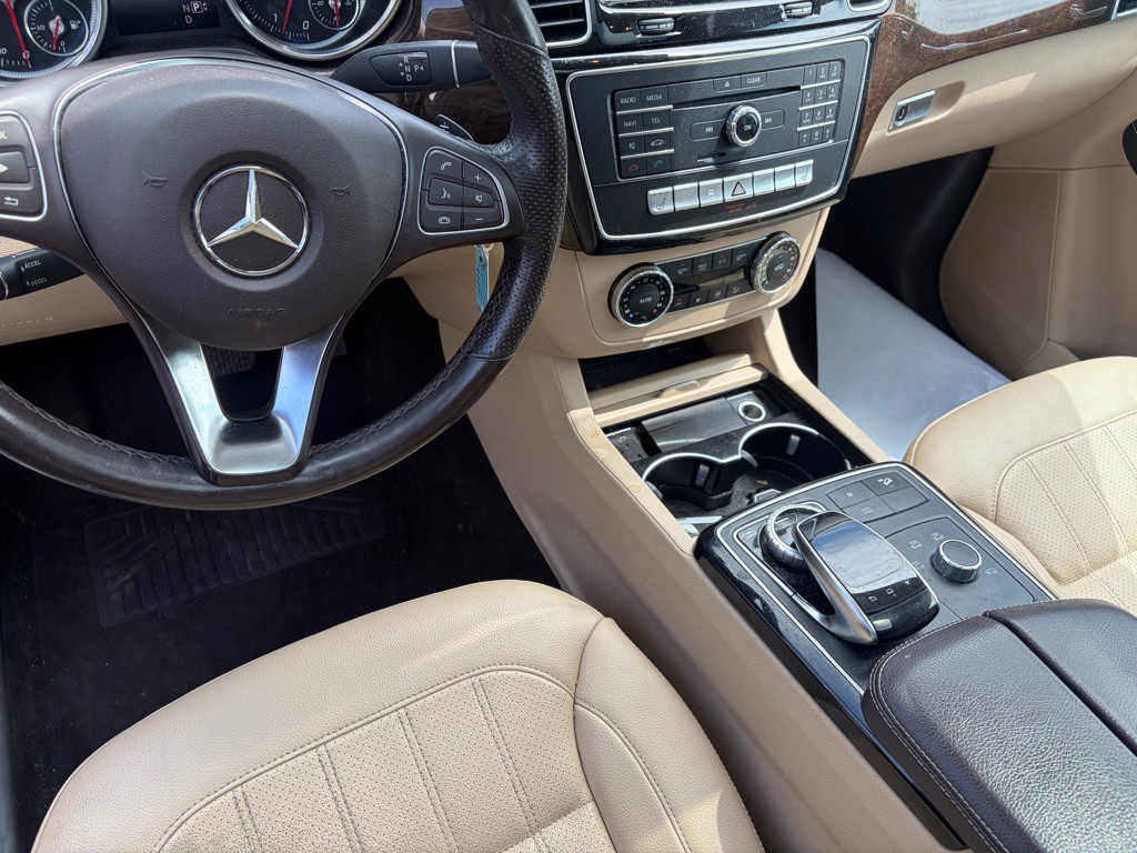 2016 Mercedes-Benz GLE-Class Image 18