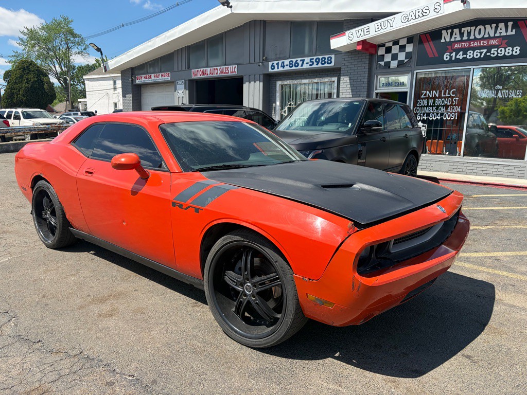 2009 Dodge Challenger Image 1