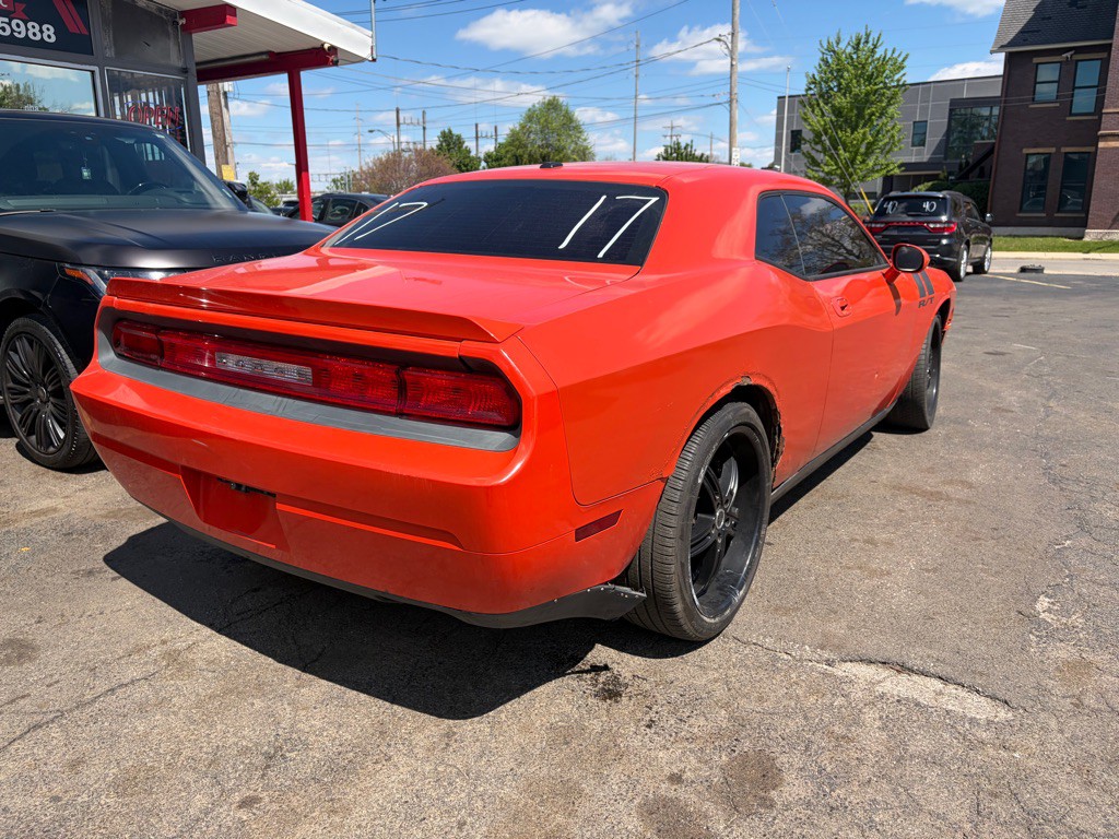 2009 Dodge Challenger Image 3
