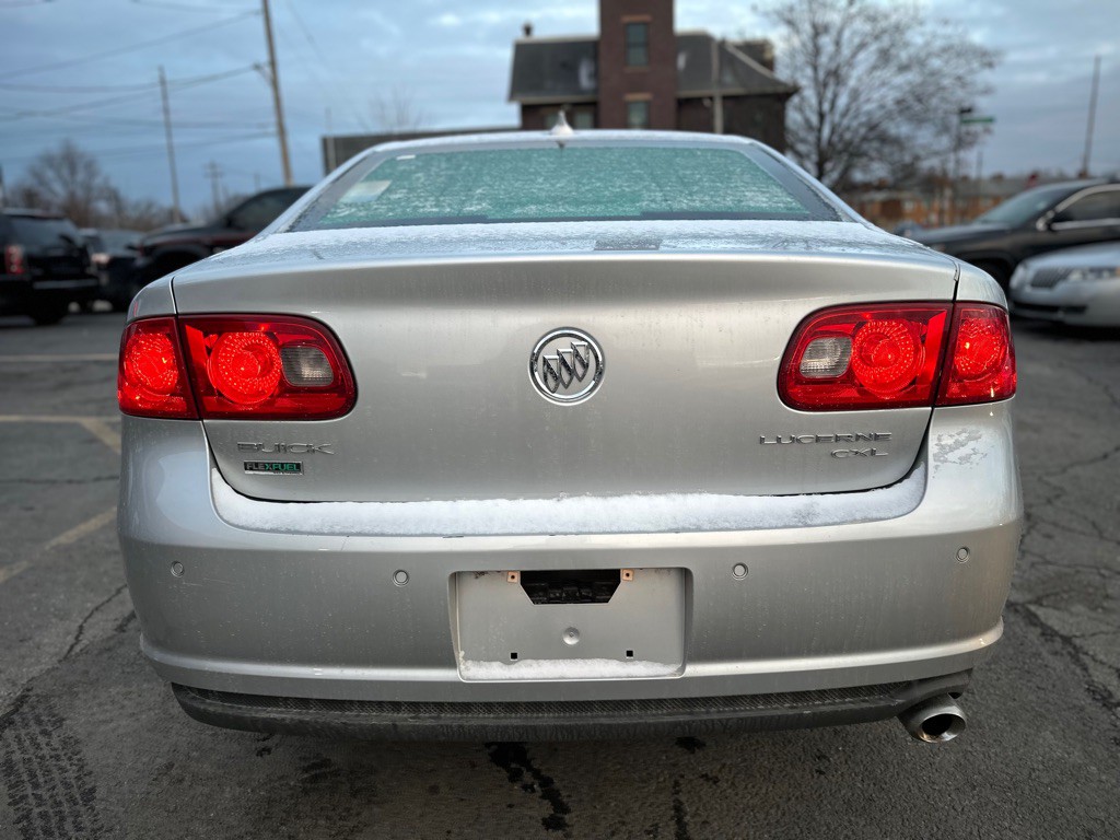 2011 Buick Lucerne Image 5