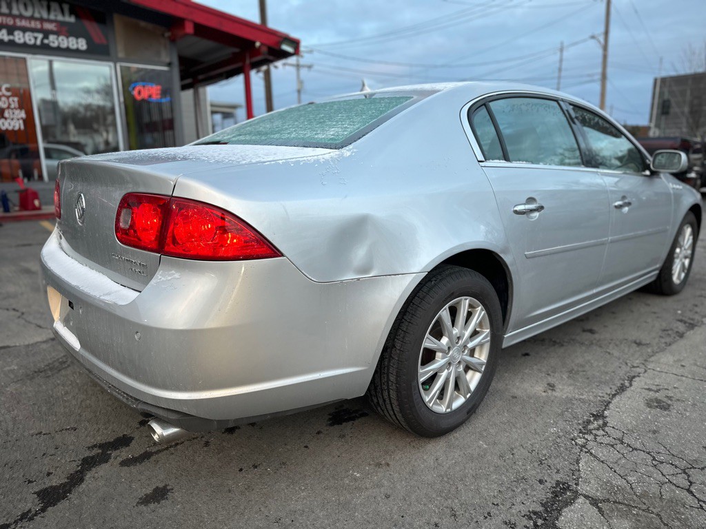 2011 Buick Lucerne Image 6
