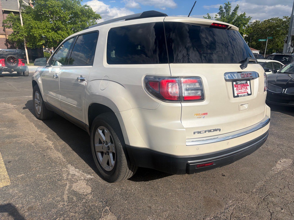 2015 GMC Acadia Image 3
