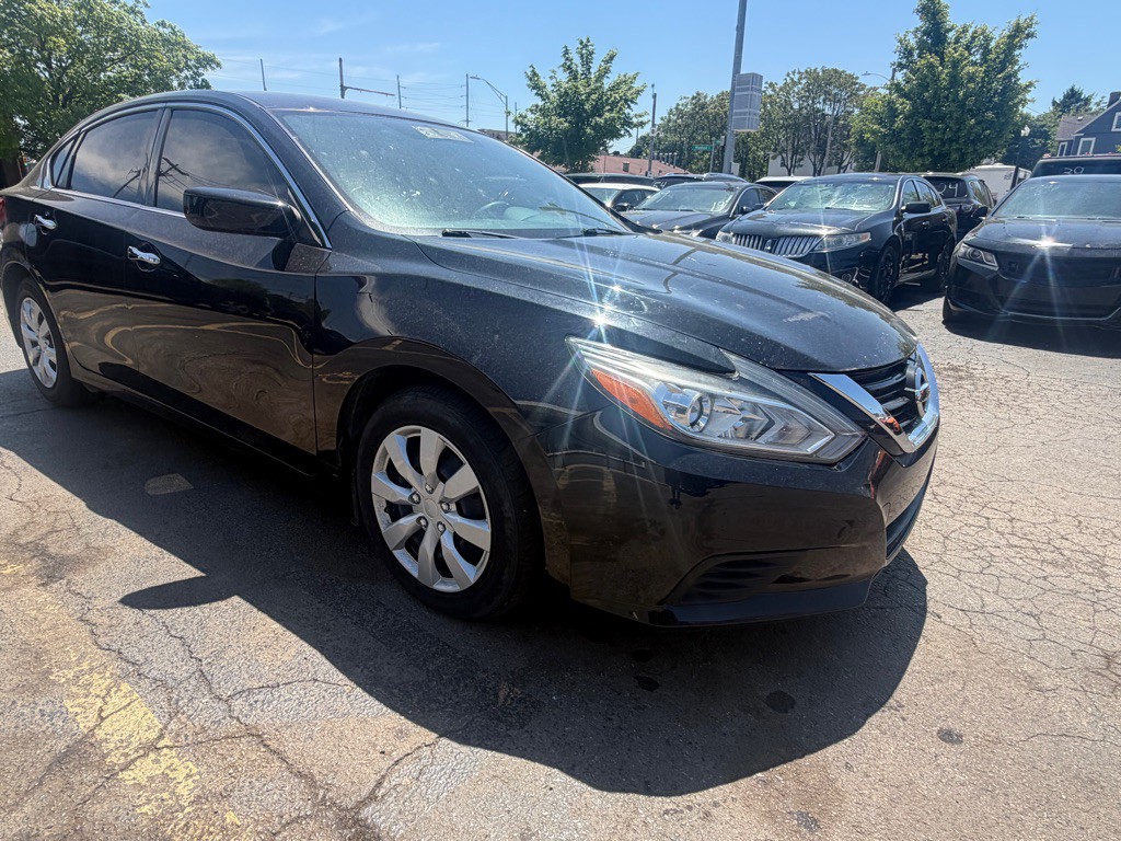 2017 Nissan Altima Image 3
