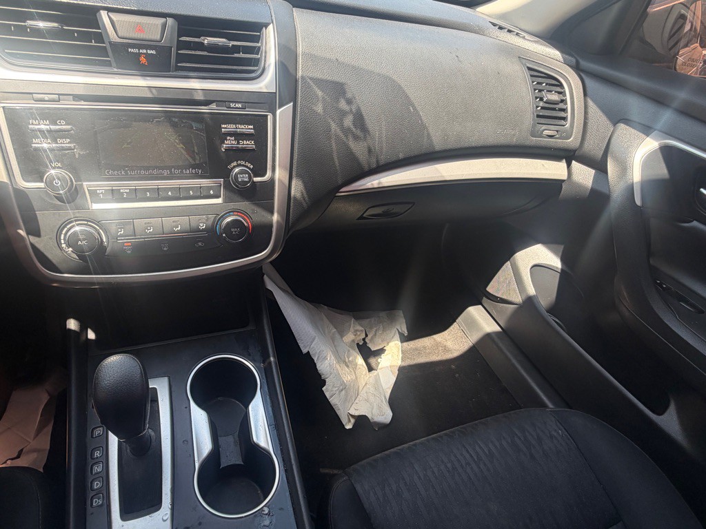 2017 Nissan Altima Image 6