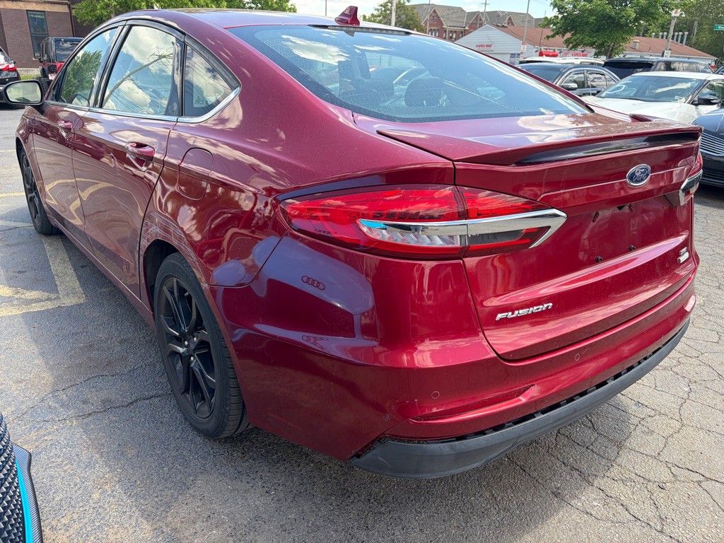 2019 Ford Fusion Image 3