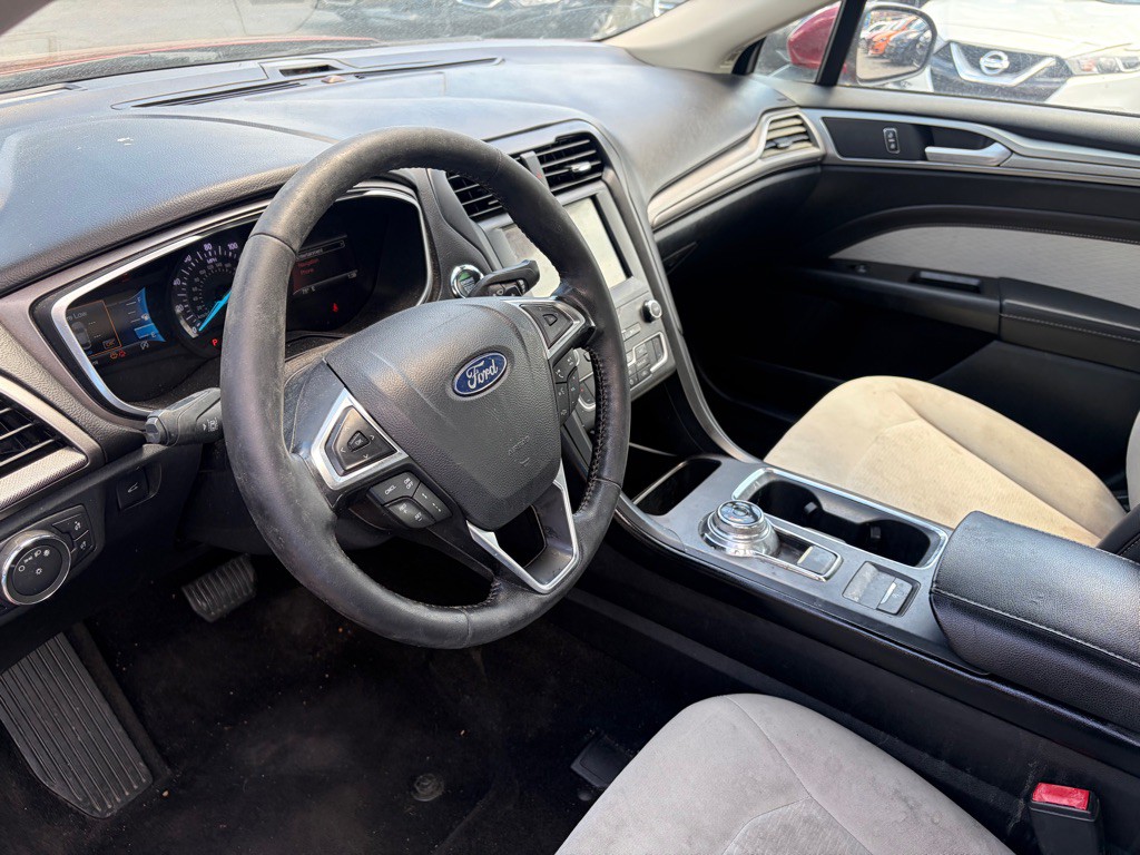 2019 Ford Fusion Image 5