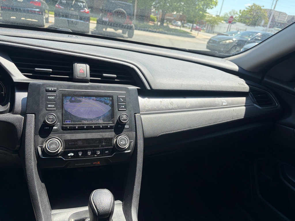 2017 Honda Civic Image 7