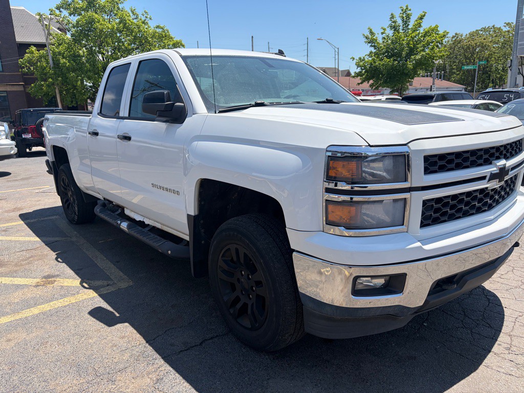 2014 Chevrolet Silverado 1500 Image 2