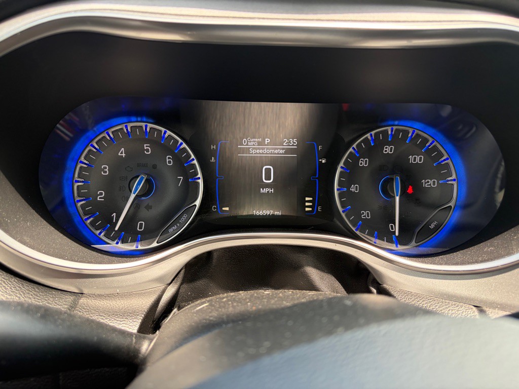 2018 Chrysler Pacifica Image 7