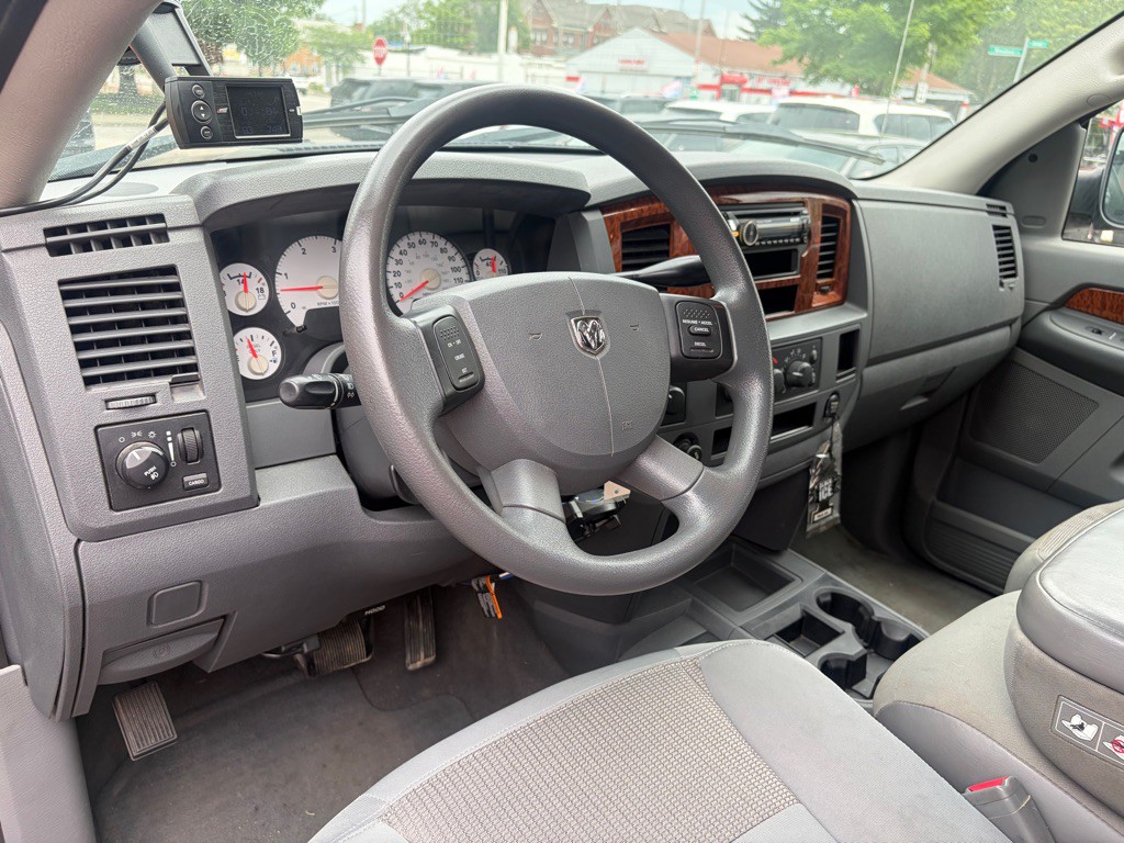 2006 Dodge Ram 3500 Image 5