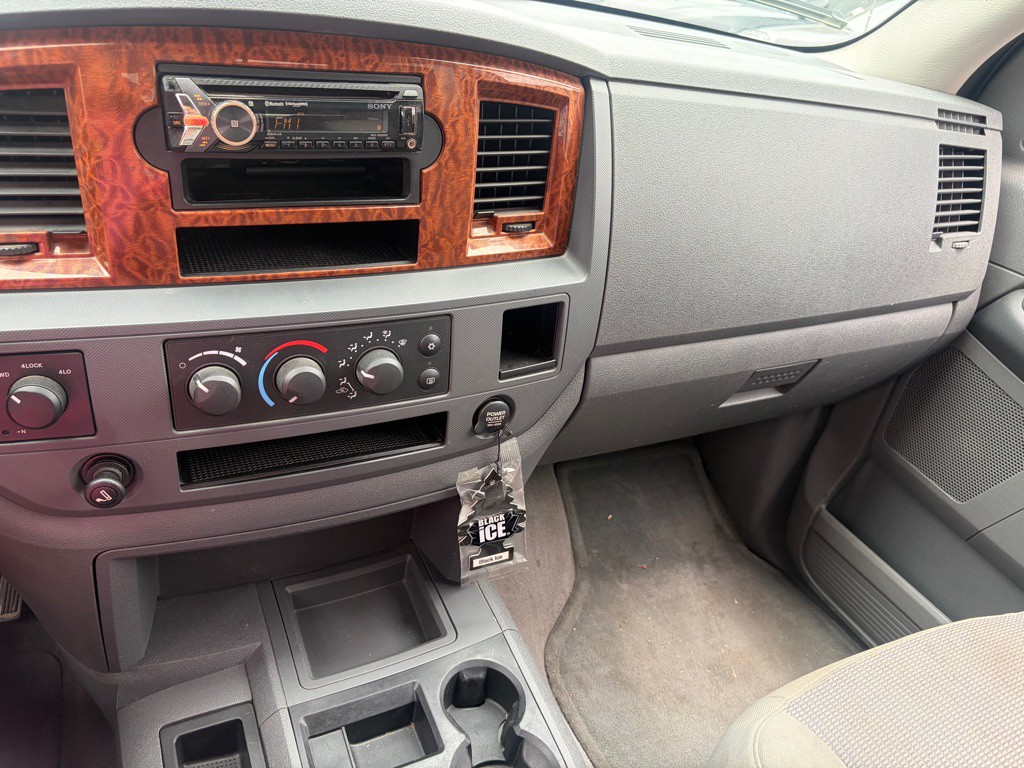 2006 Dodge Ram 3500 Image 11