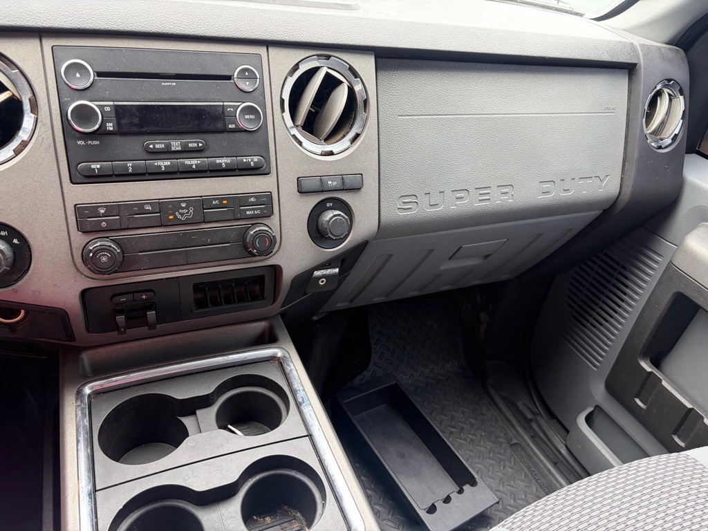 2011 Ford F-250 Image 7