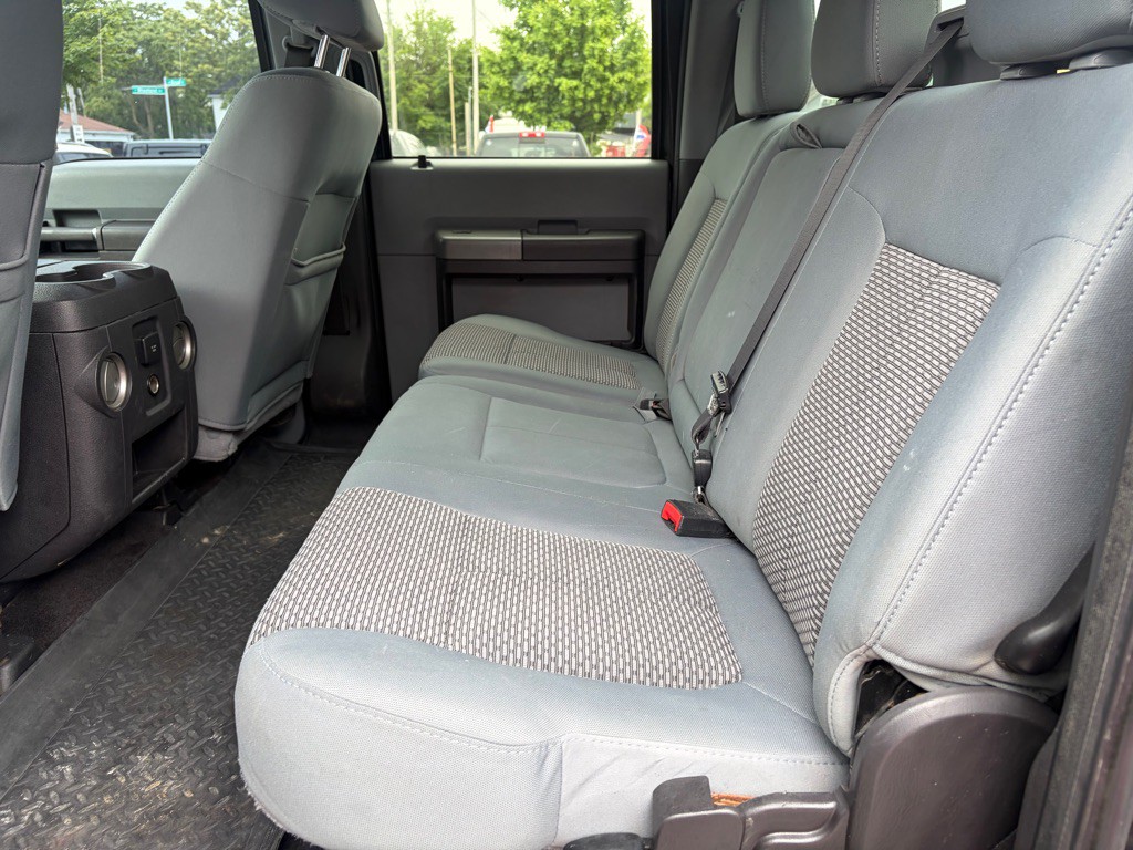 2011 Ford F-250 Image 10