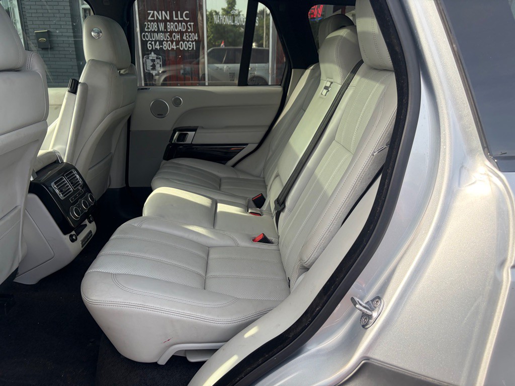 2015 Land Rover Range Rover Image 9